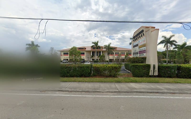 Law Office of Julio D. Fernandez office building at 3507 Lee Blvd, Lehigh Acres, FL